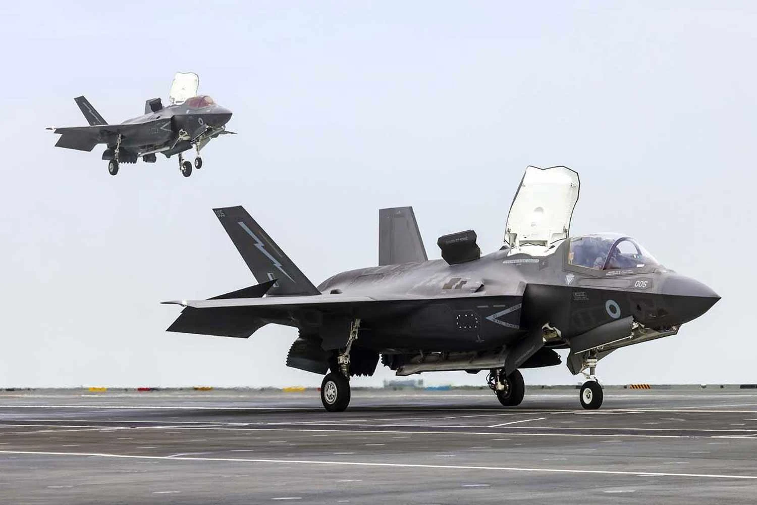 Caça F-35B britânico cai no Mar Mediterrâneo