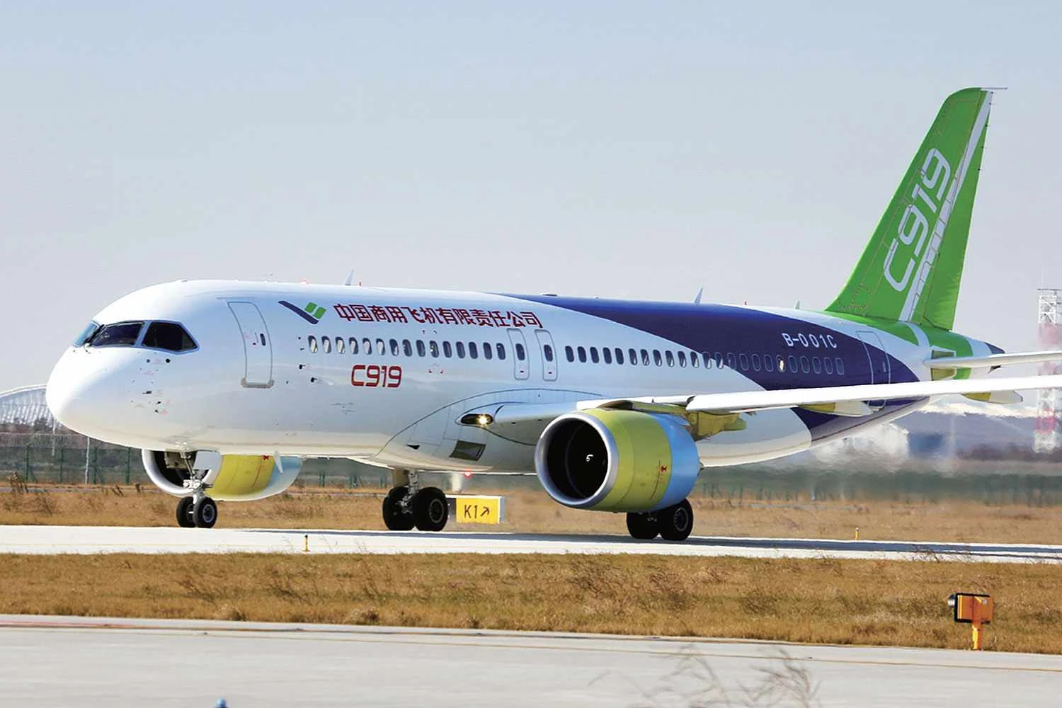 Grupo chinês HNA fecha pedido firme de 60 jatos COMAC C919