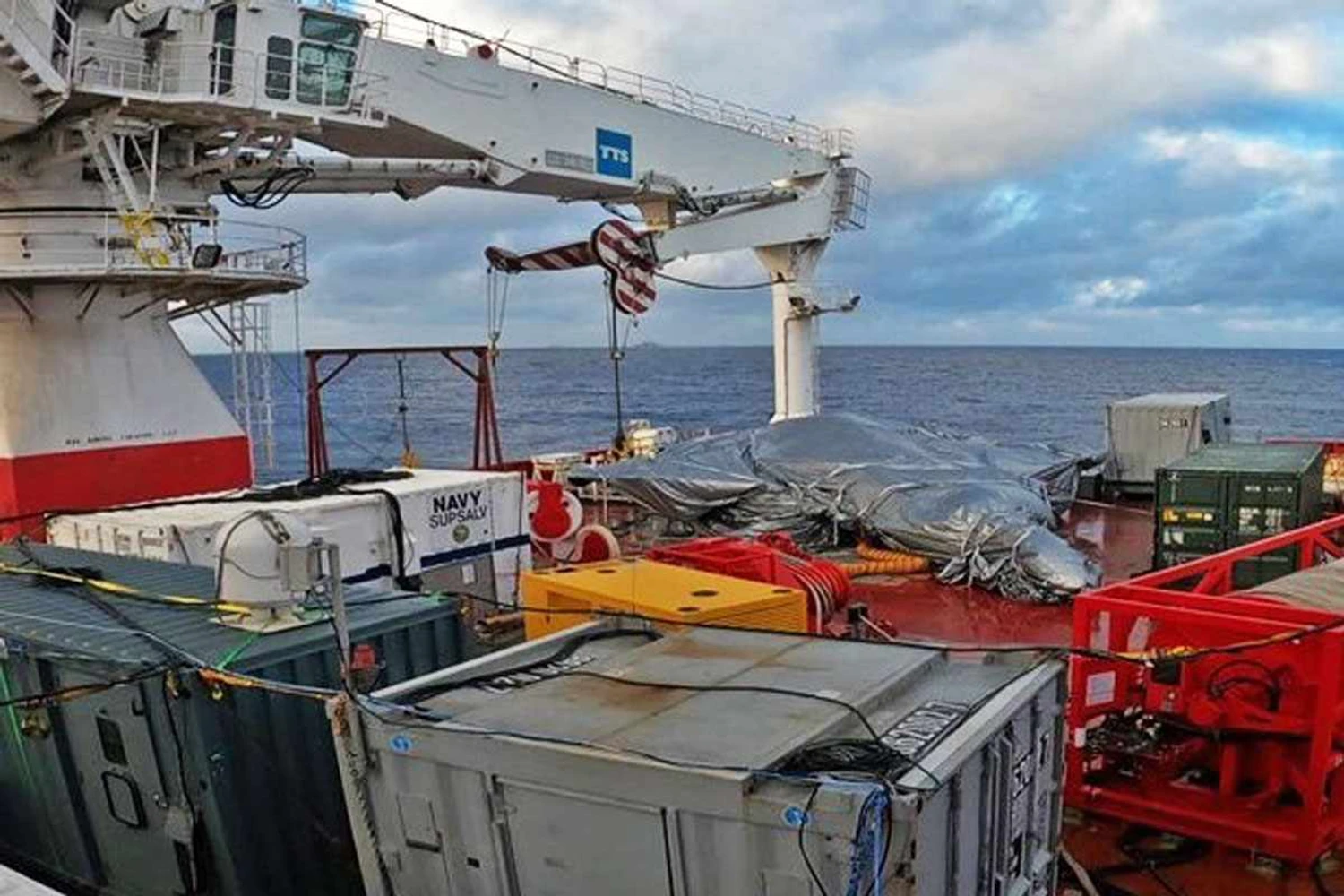 Marinha dos EUA consegue recuperar F-35C que afundou no Mar da China