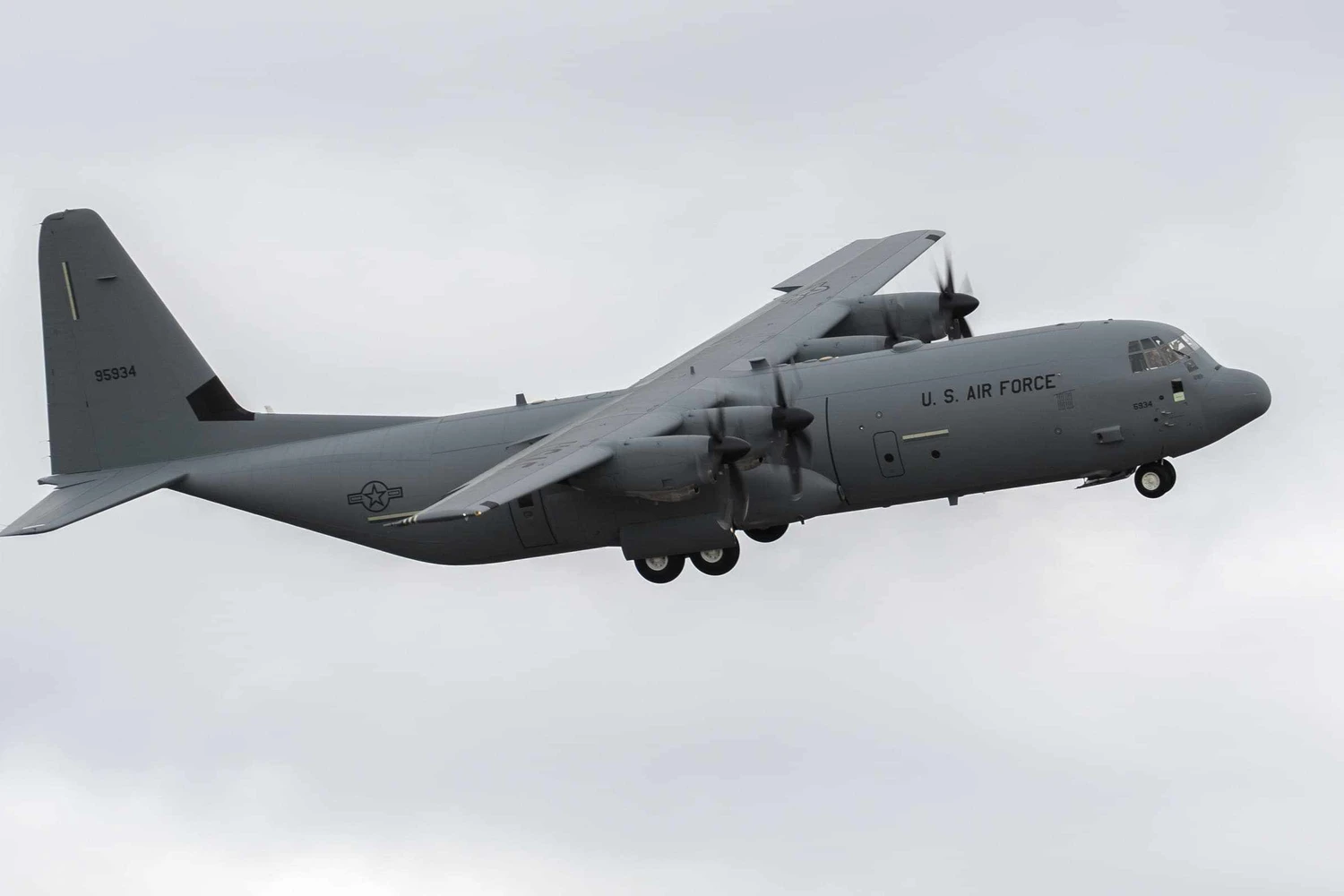 Turquia adquire 12 C-130J Hercules do Reino Unido e que estavam desativados desde 2023