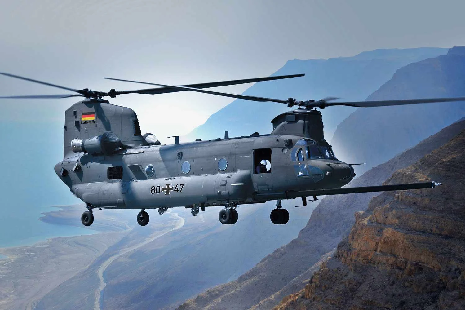 Boeing deve fornecer 60 helicópteros CH-47F Chinook para a Alemanha