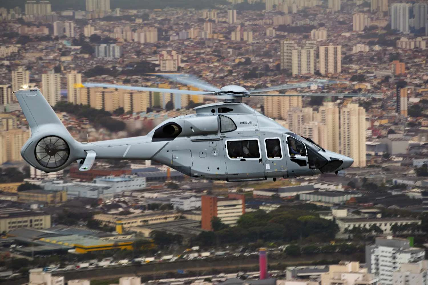 Primeiro Airbus ACH160 é entregue a bilionário brasileiro