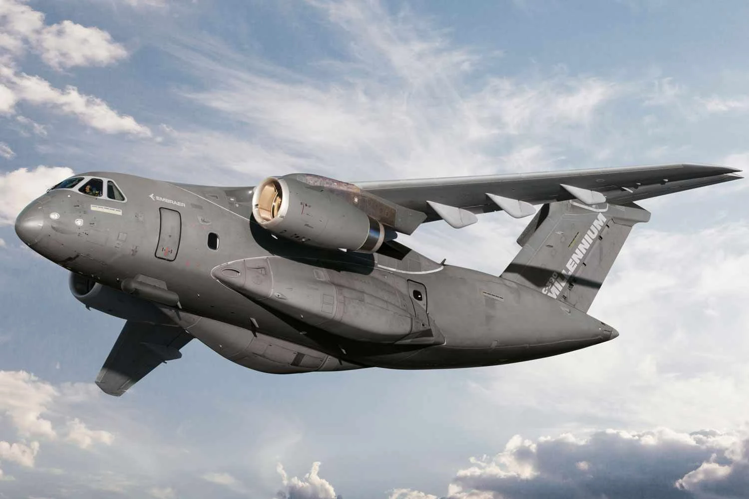 Embraer KC-390 faz giro pela Europa com próxima parada na Holanda
