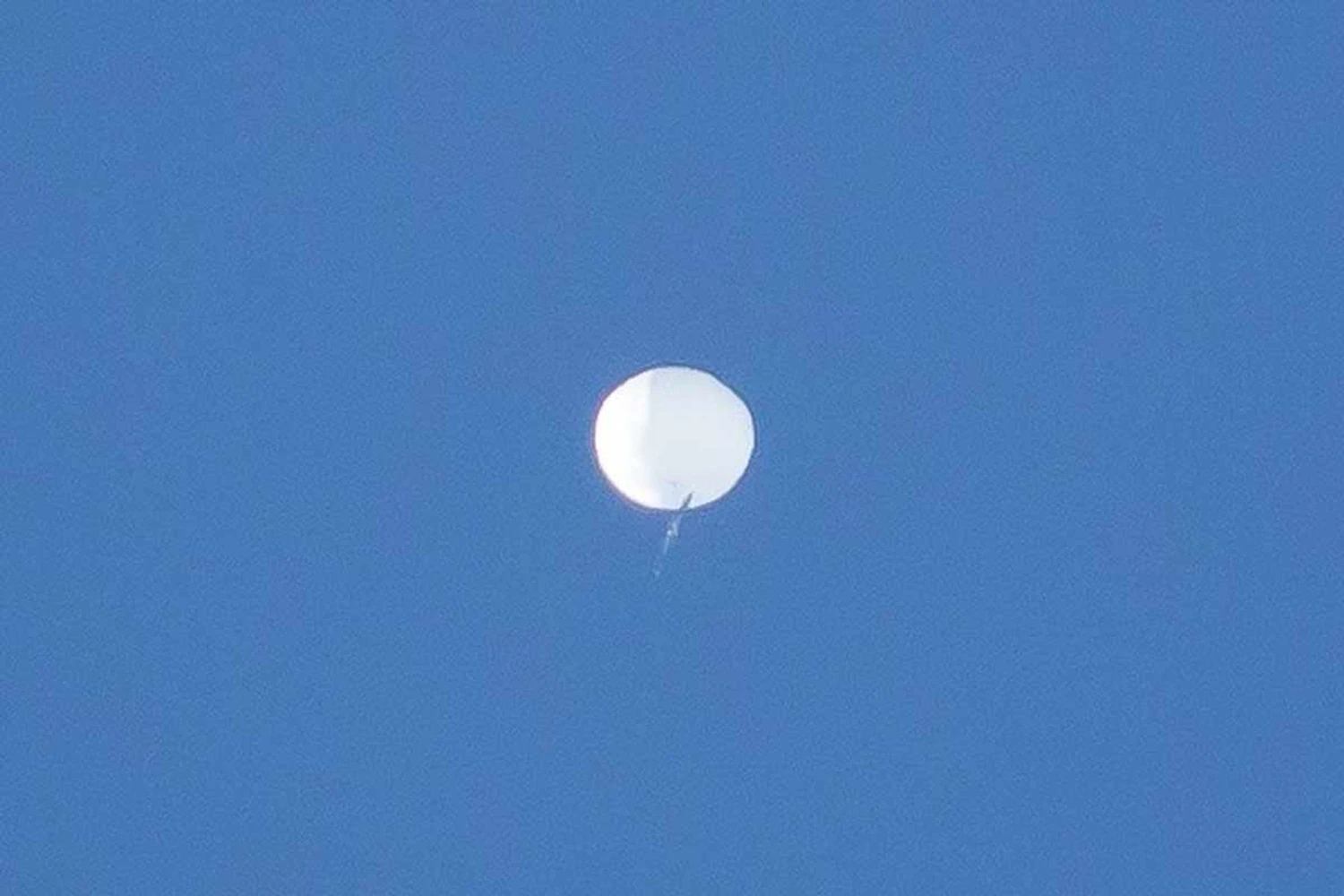 Balão de vigilância chinês: tensão cresceu com invasões do espaço aéreo nos EUA e Canadá (Reprodução)