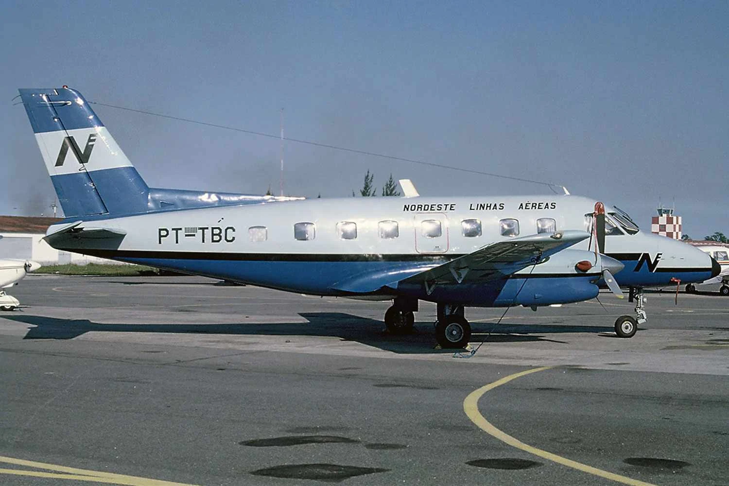 O primeiro avião empregado pela Nordeste foi Embraer EMB-110 Bandeirante (Vito Cedrini)