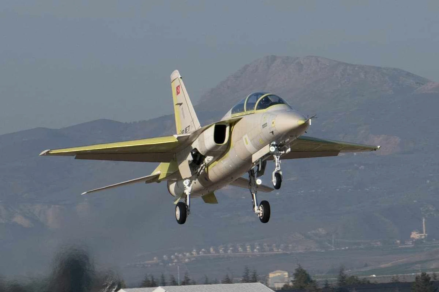 Hürjet é projetado para voar a velocidade máxima de Mach 1.4 - 1.728 km/h