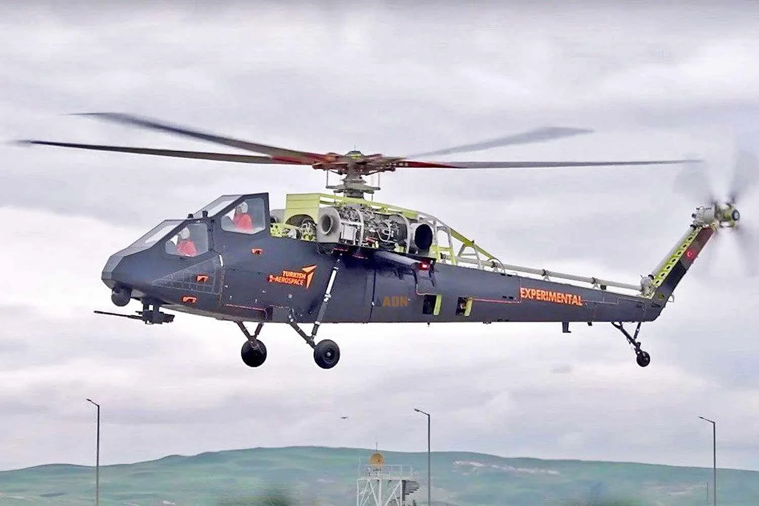 "Embraer turca", TAI realiza voo inaugural do helicóptero de ataque T929 ATAK 2