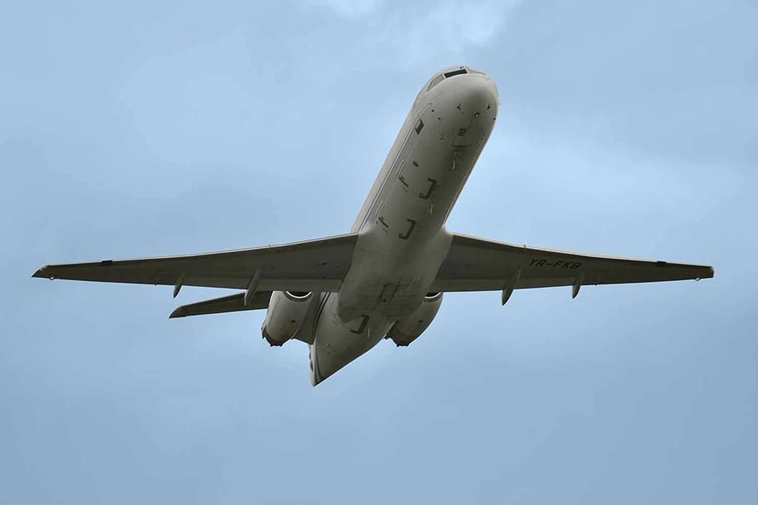Empresa voará com um Fokker 100 convertido para testes com hidrogênio (FNG)