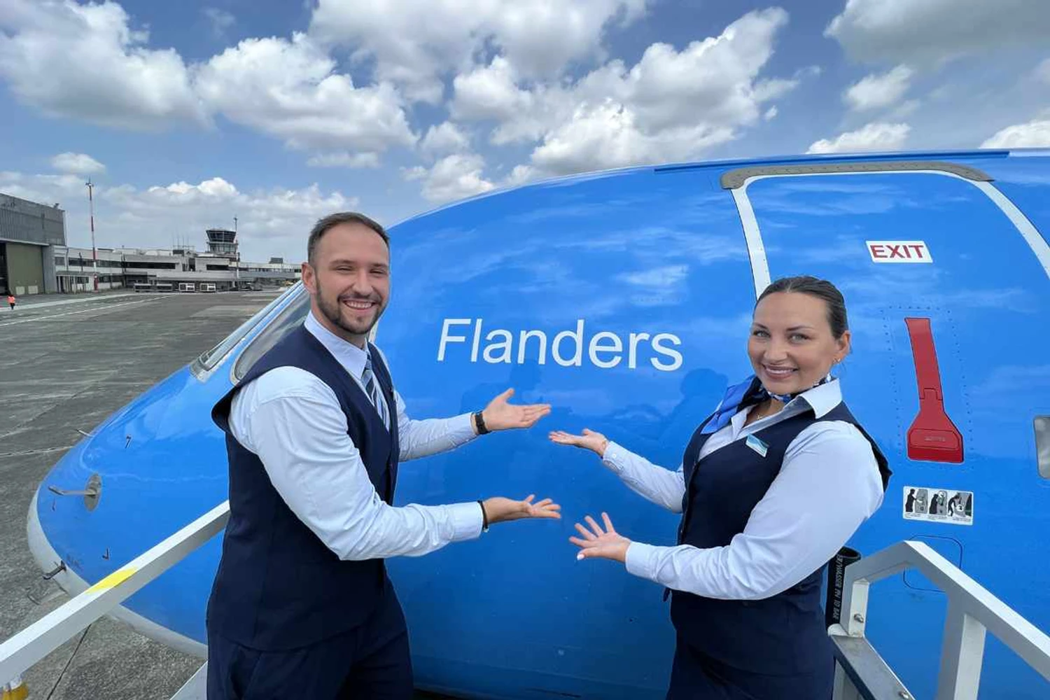 Flanders: próximos jatos E2 da TUI serão batizados como "Brussels" e "Wallonia" (TUI)