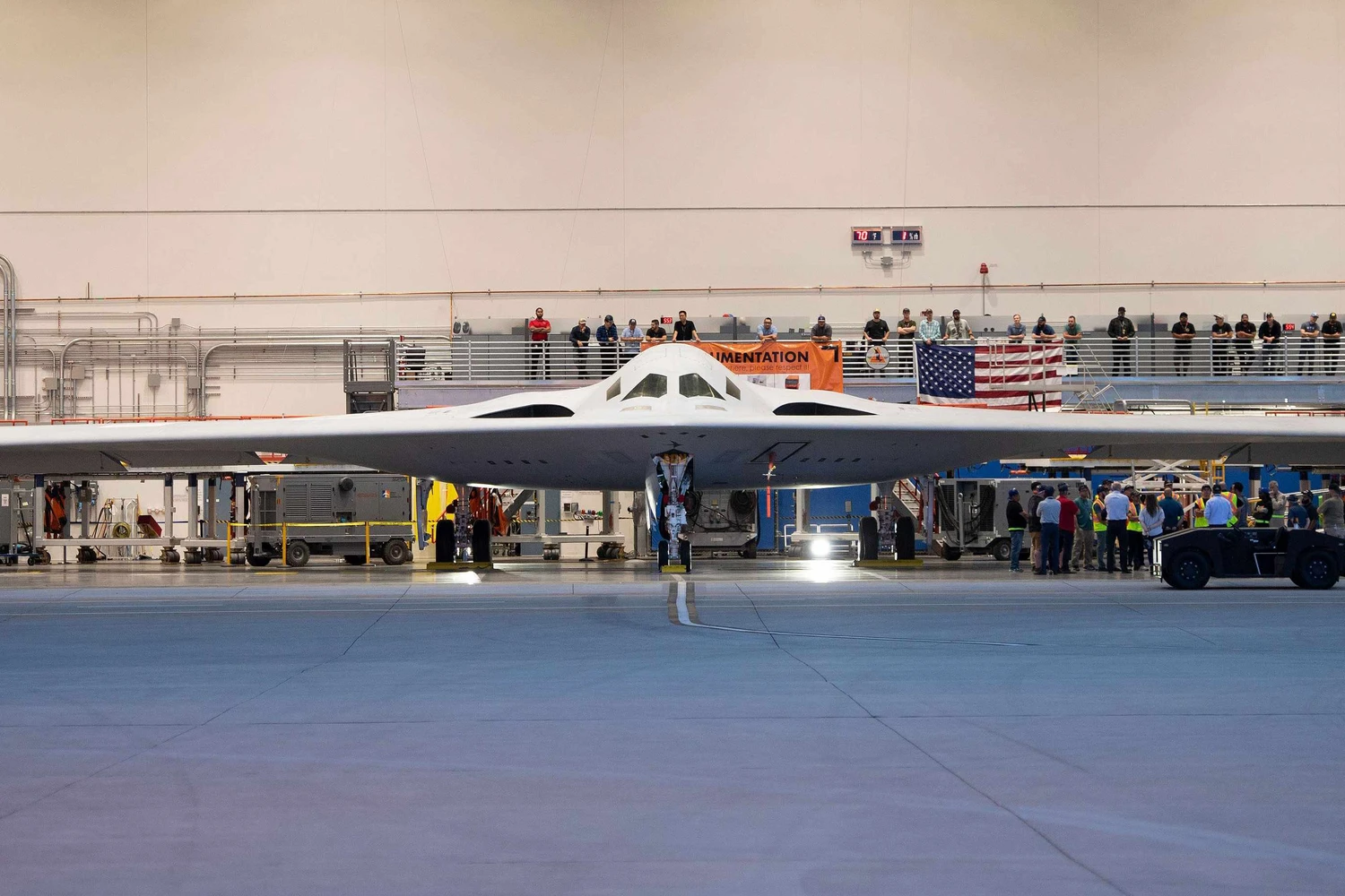 Bombardeiro B-21 Raider já está em produção, diz Pentágono