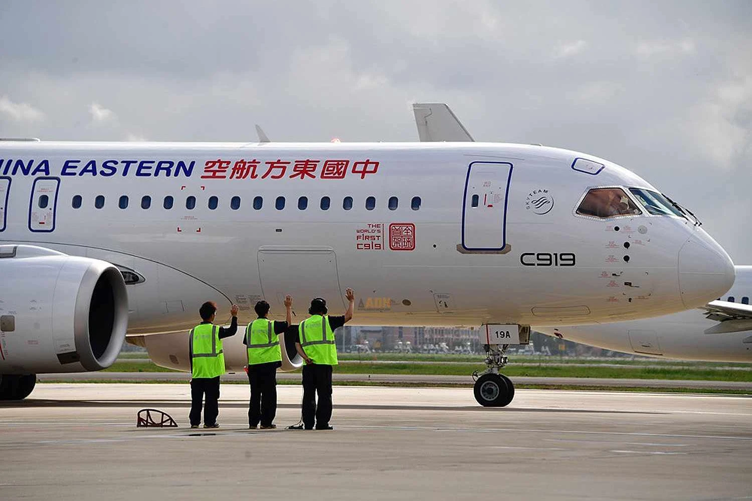 COMAC reduz metas de entrega do jato C919 em dois terços para 2025