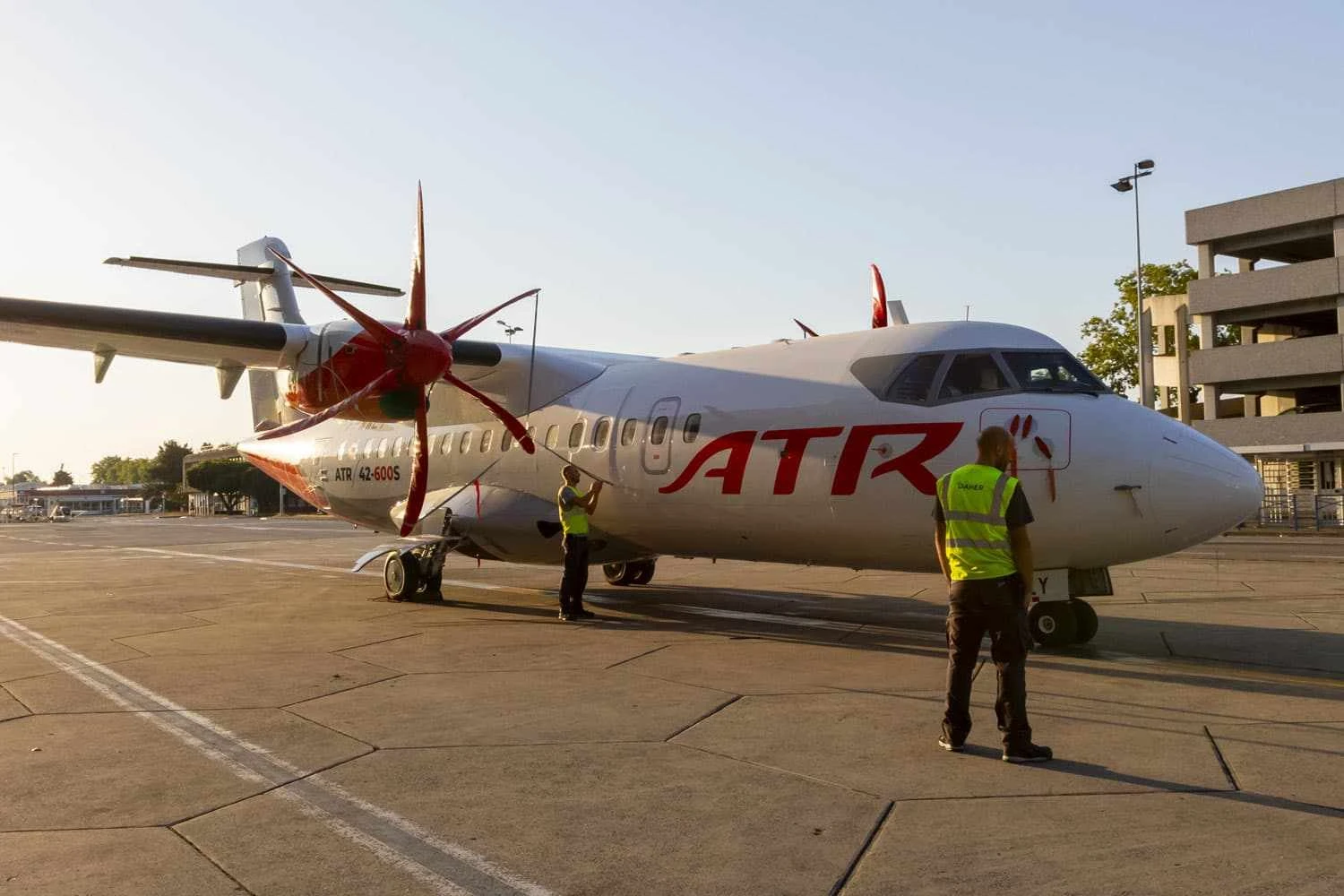 ATR desiste do ATR 42-600S, turboélice de decolagem e pouso curtos