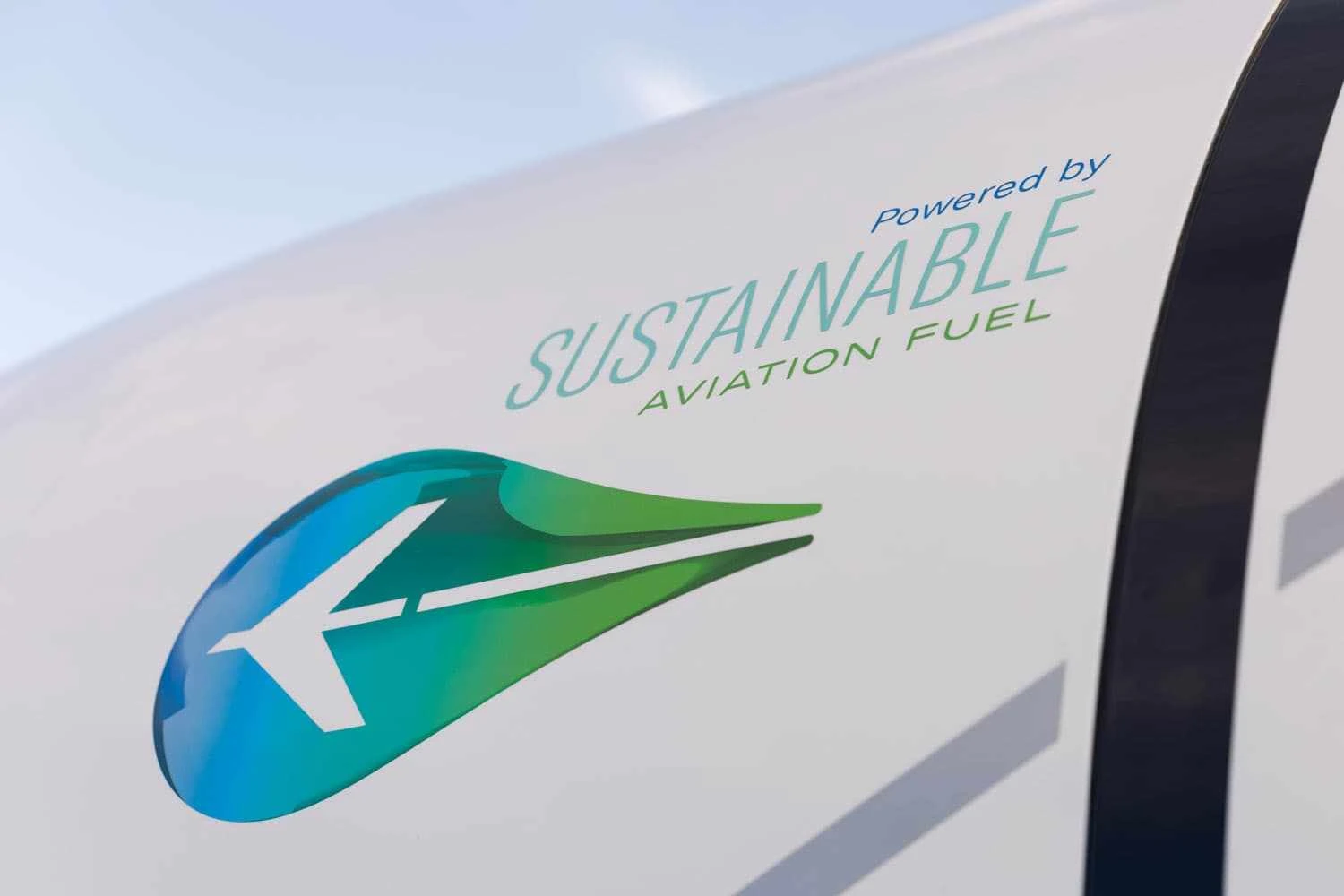 Jato da Embraer abastecido com SAF (Embraer)