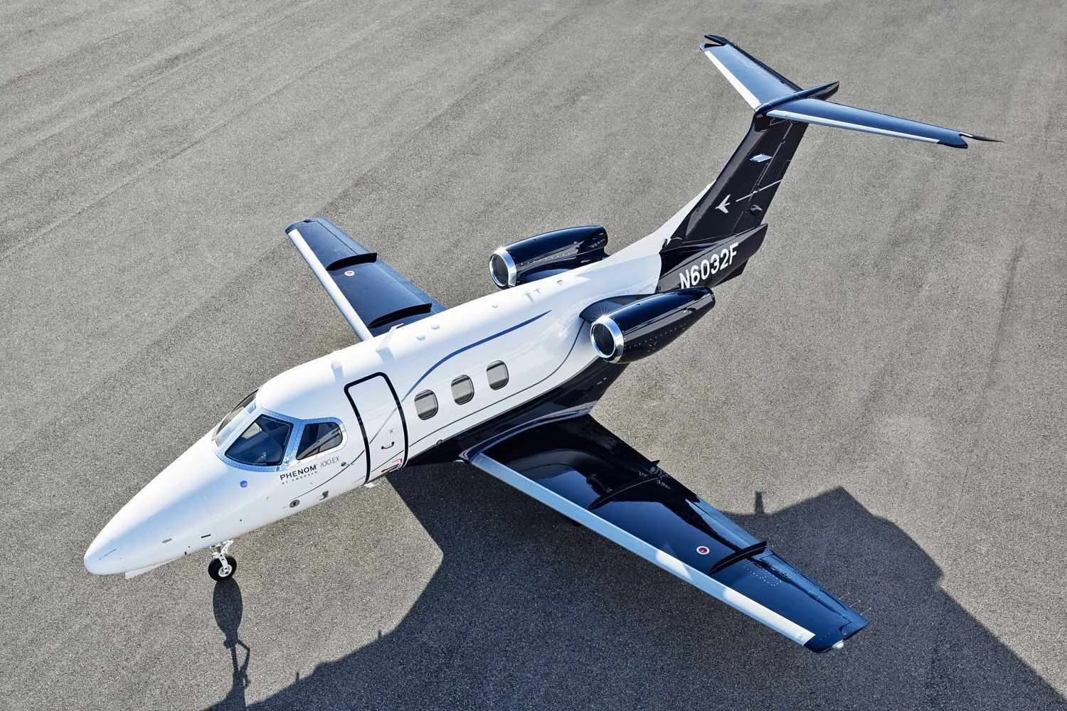 Embraer reage às baixas vendas do Phenom 100 com nova versão mais sofisticada