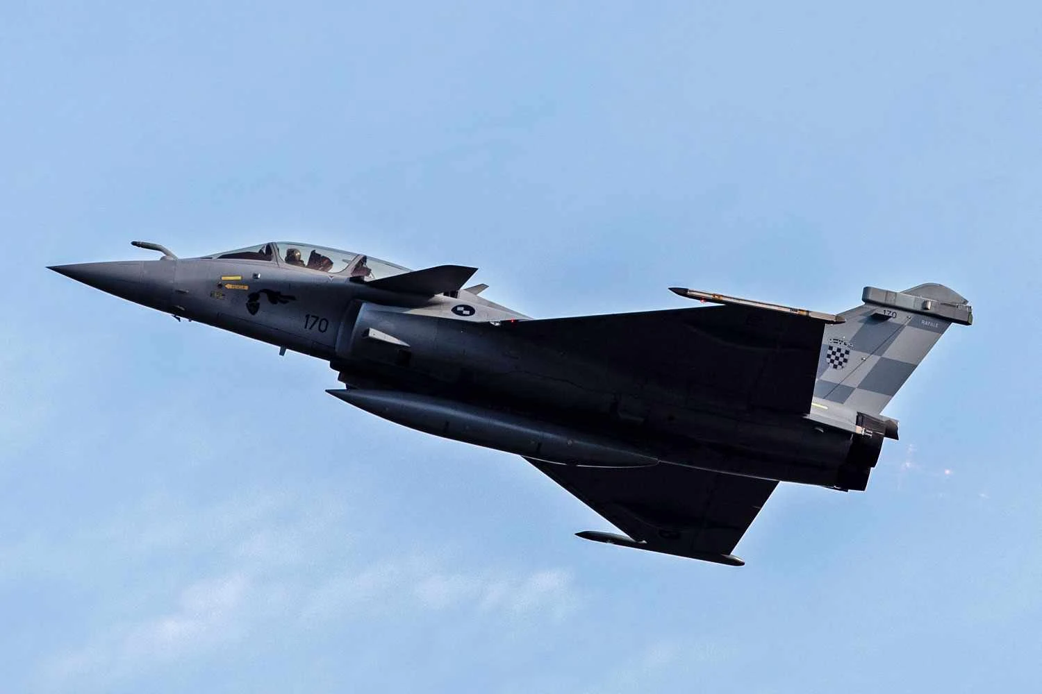 Croácia recebe primeiro caça Dassault Rafale da França