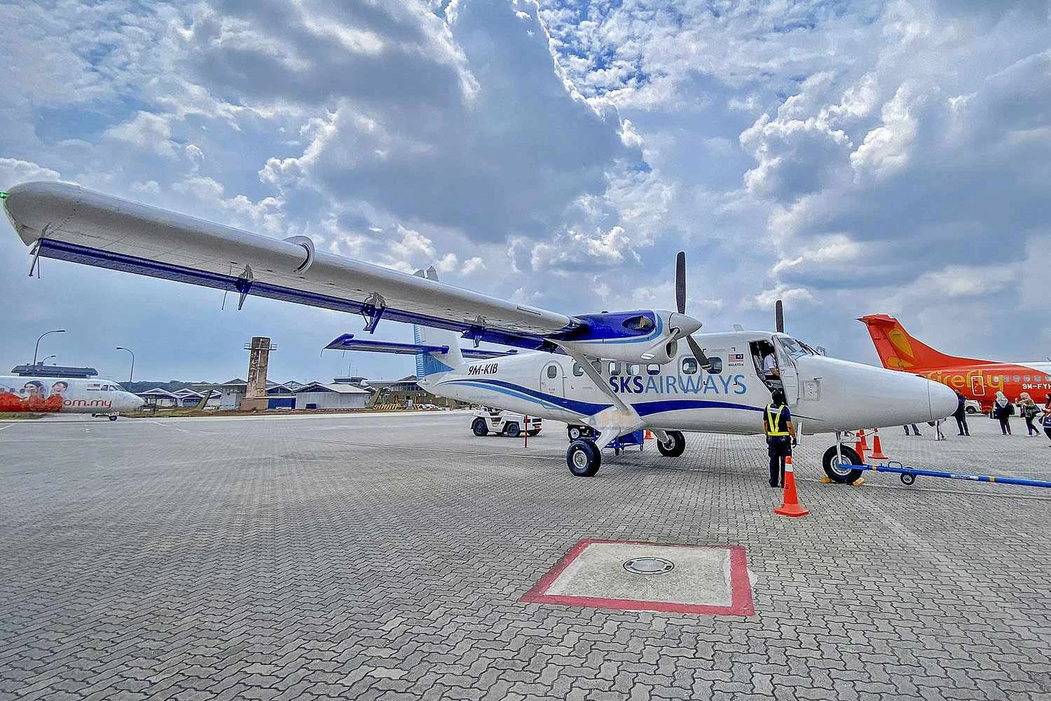 A SKS tem dois turboélices Twin Otter em sua frota (Malaysian Airports)