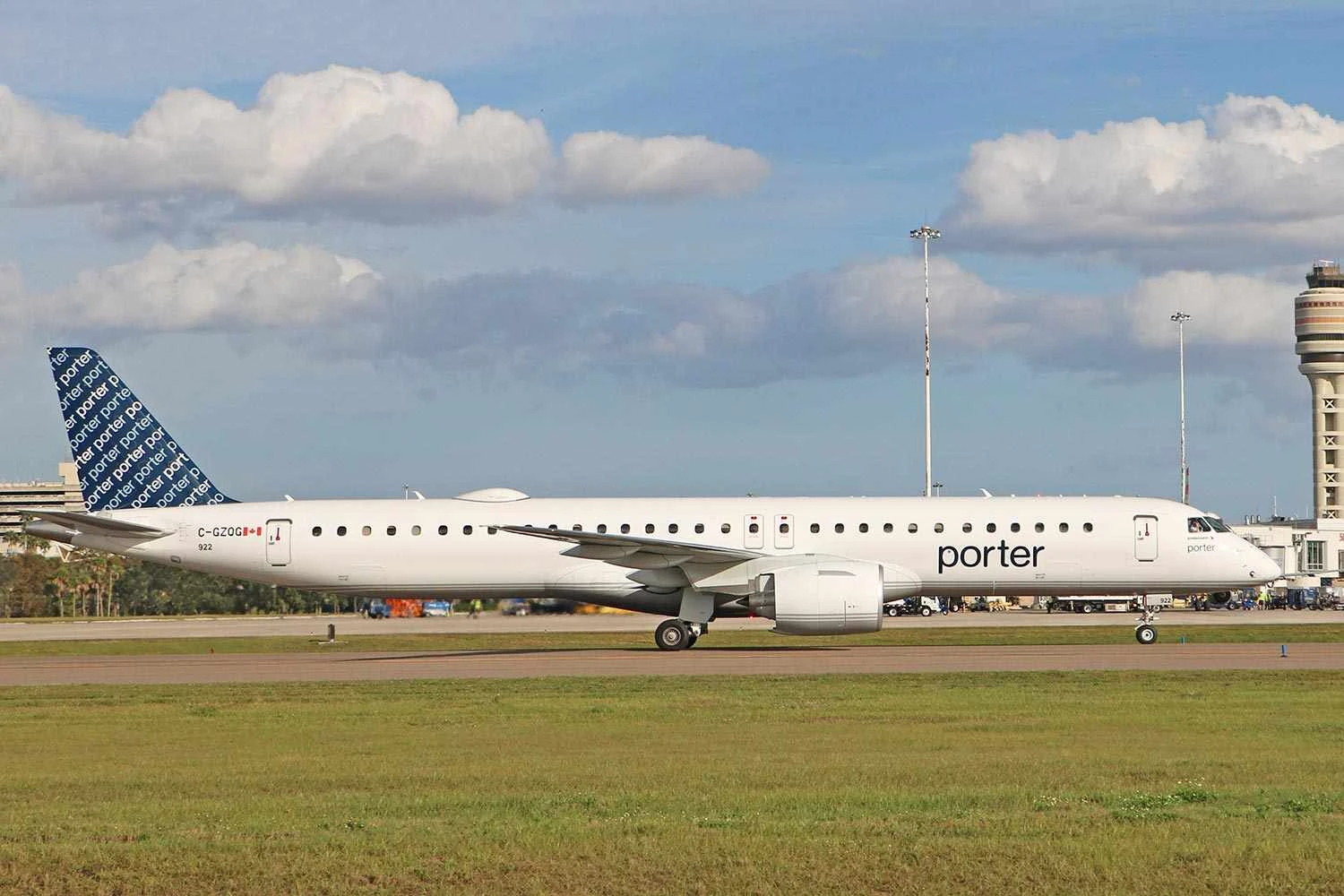 Embraer E195-E2 da Porter Airlines (MCO)