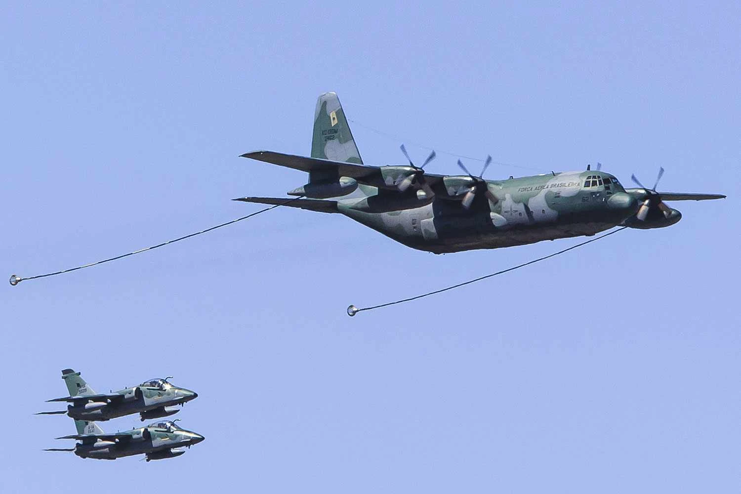 O KC-130 FAB 2462 (FAB)