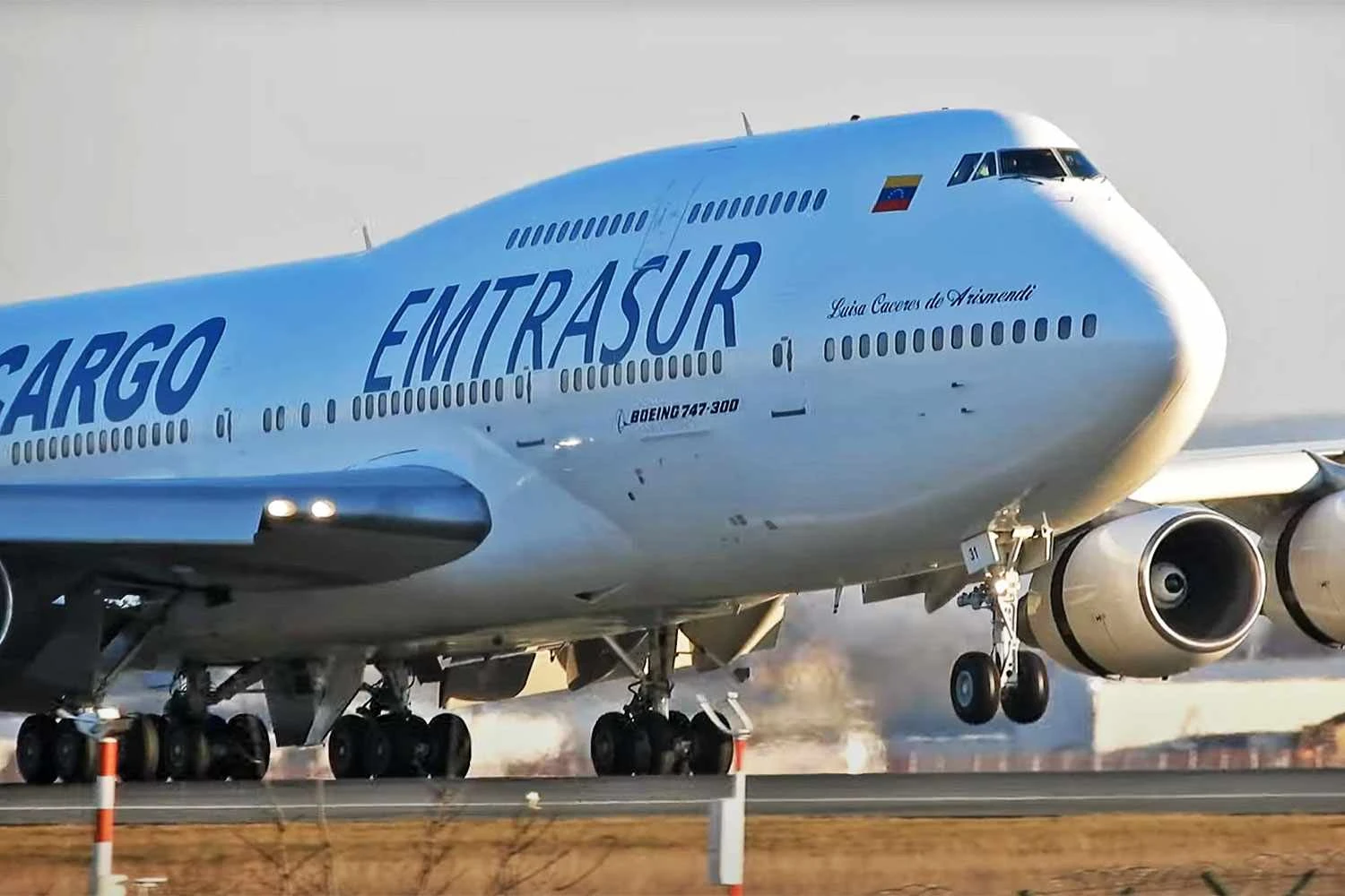 Estados Unidos conseguem reaver Boeing 747-300 que estava apreendido há 18 meses na Argentina