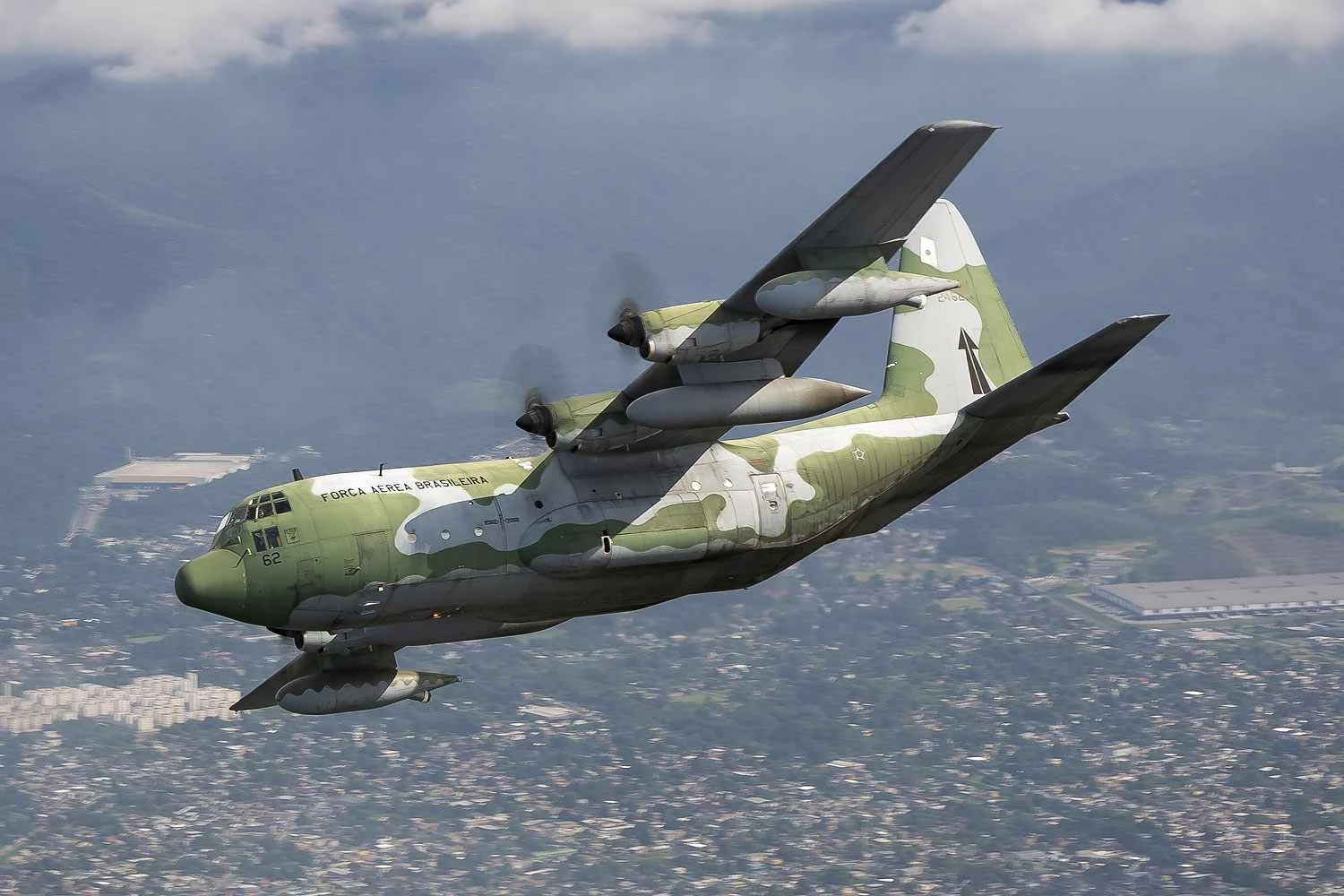 Força Aérea Brasileira dá adeus ao turboélice C-130 Hercules após 60 anos