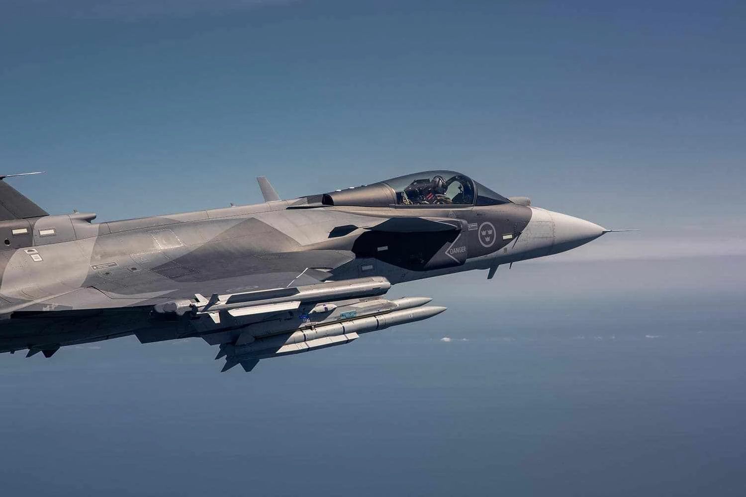Tailândia se junta ao Brasil como cliente do caça Gripen