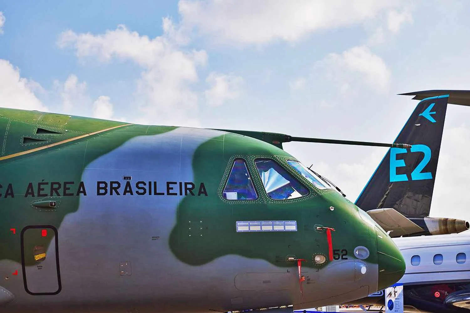 Embraer espera entregar até 80 jatos comerciais em 2024