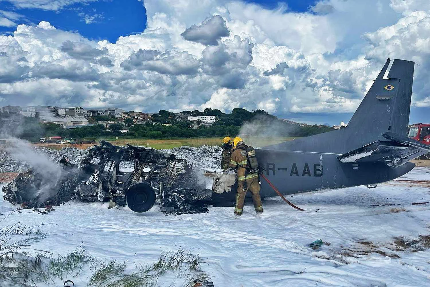 Cessna Caravan da Polícia Federal cai logo após decolar do Aeroporto da Pampulha