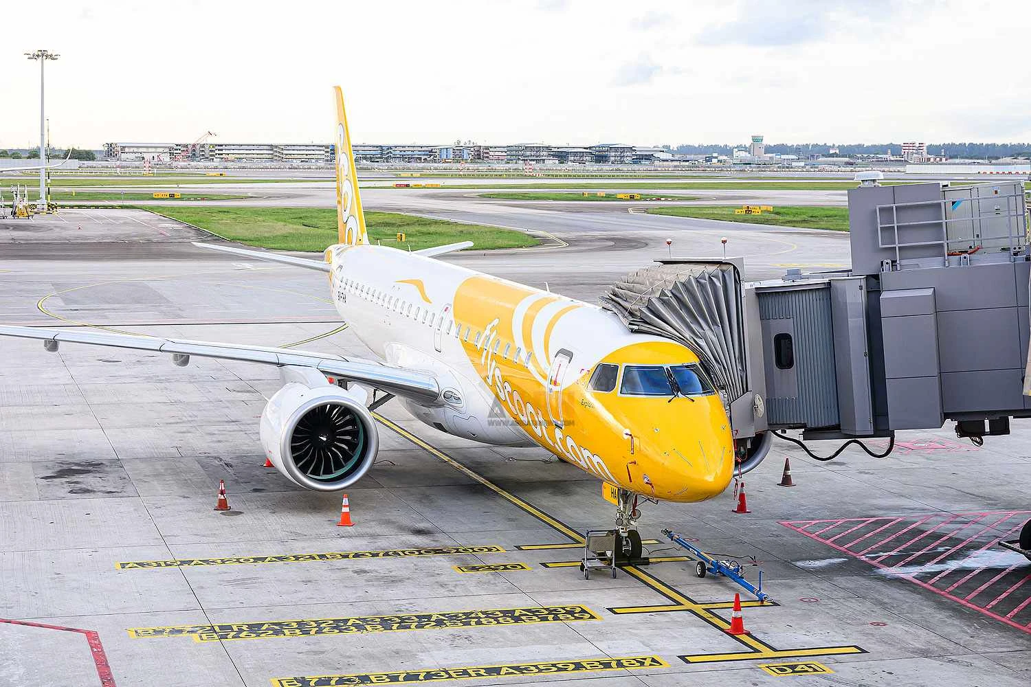 Embraer E190-E2 estreia voos no Sudeste Asiático