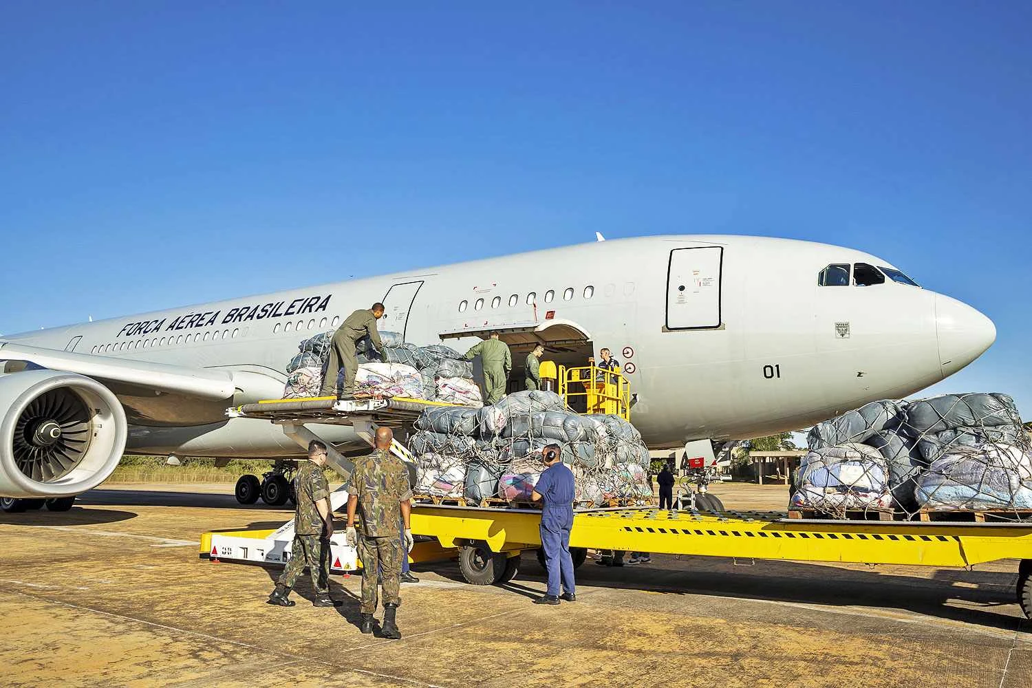 Como a Base Aérea de Canoas tornou-se "aeroporto humanitário" do Rio Grande do Sul