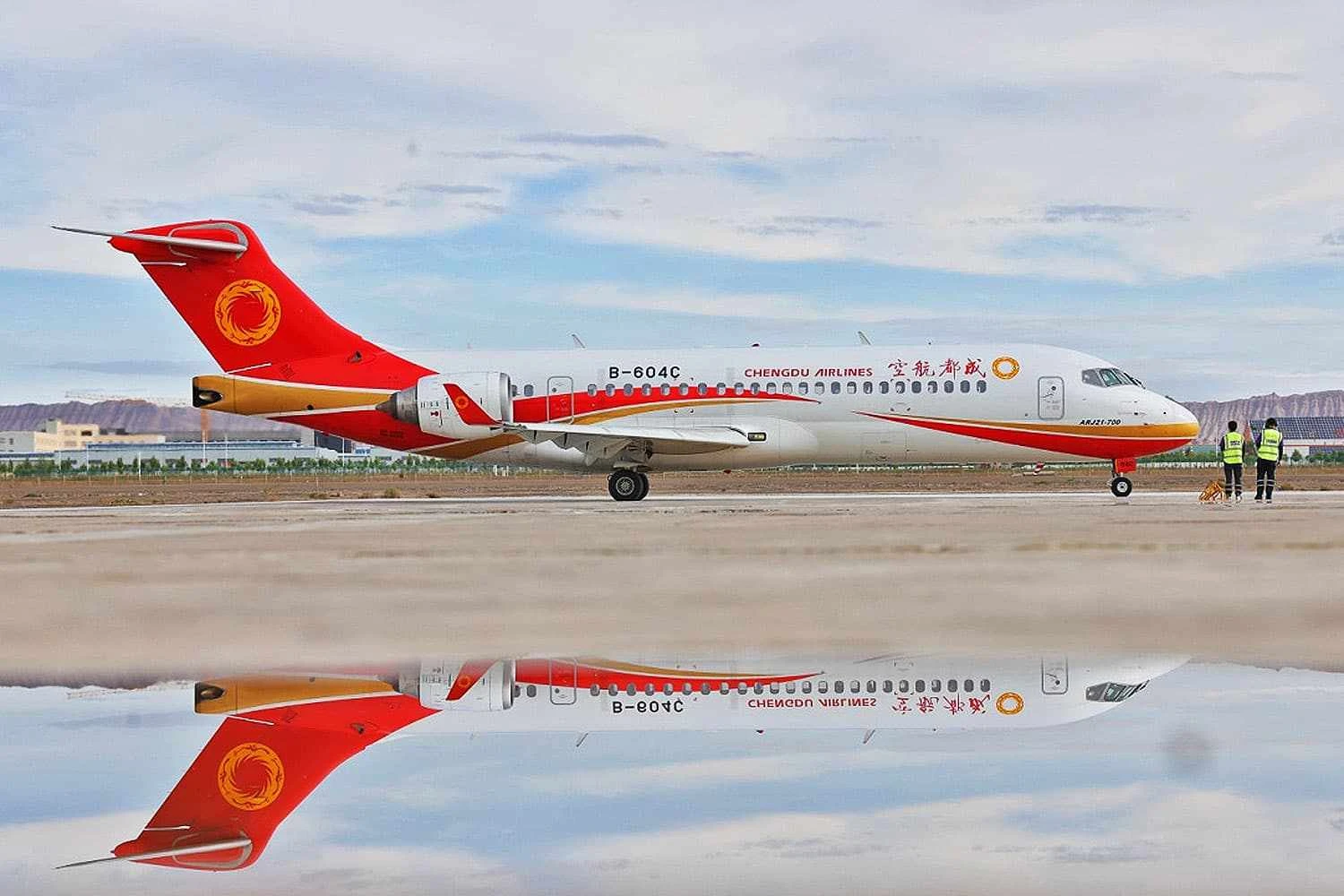 Jato chinês ARJ21 estreia voo para a Ásia Central