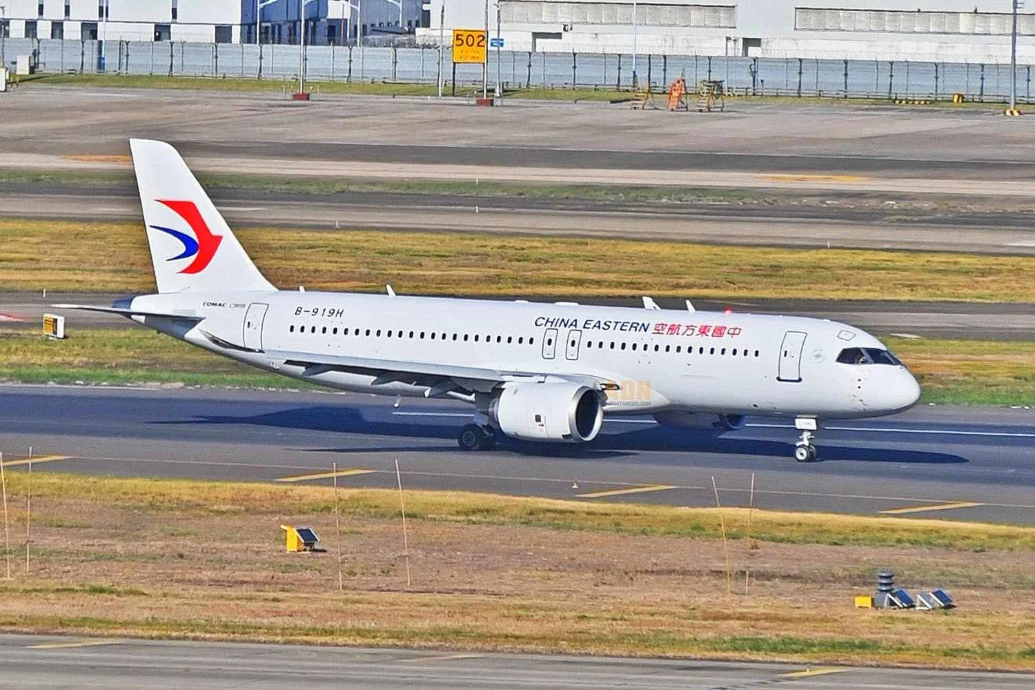 China Eastern Airlines recebeu o 7º jato COMAC C919
