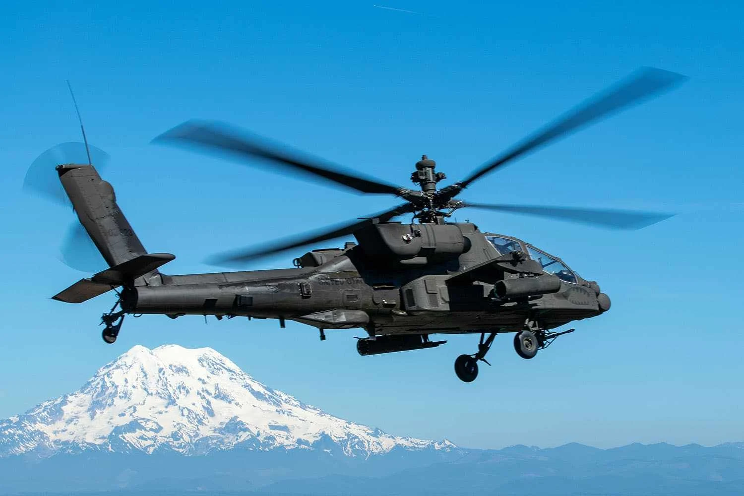 Estados Unidos autorizam possível venda de helicópteros AH-64E Apache a Israel