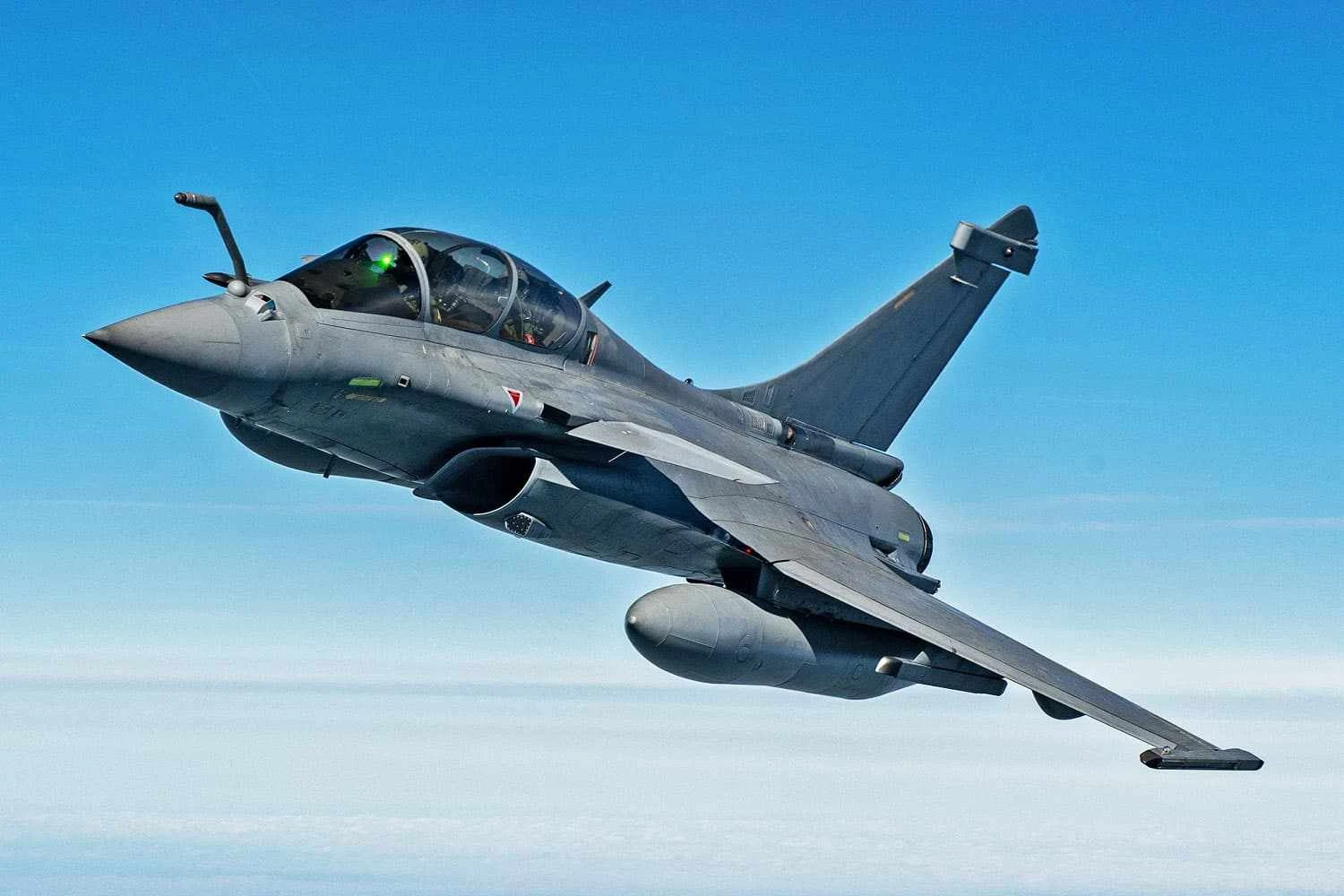 Indonésia considera mais Rafales enquanto flerta com o chinês J-10C