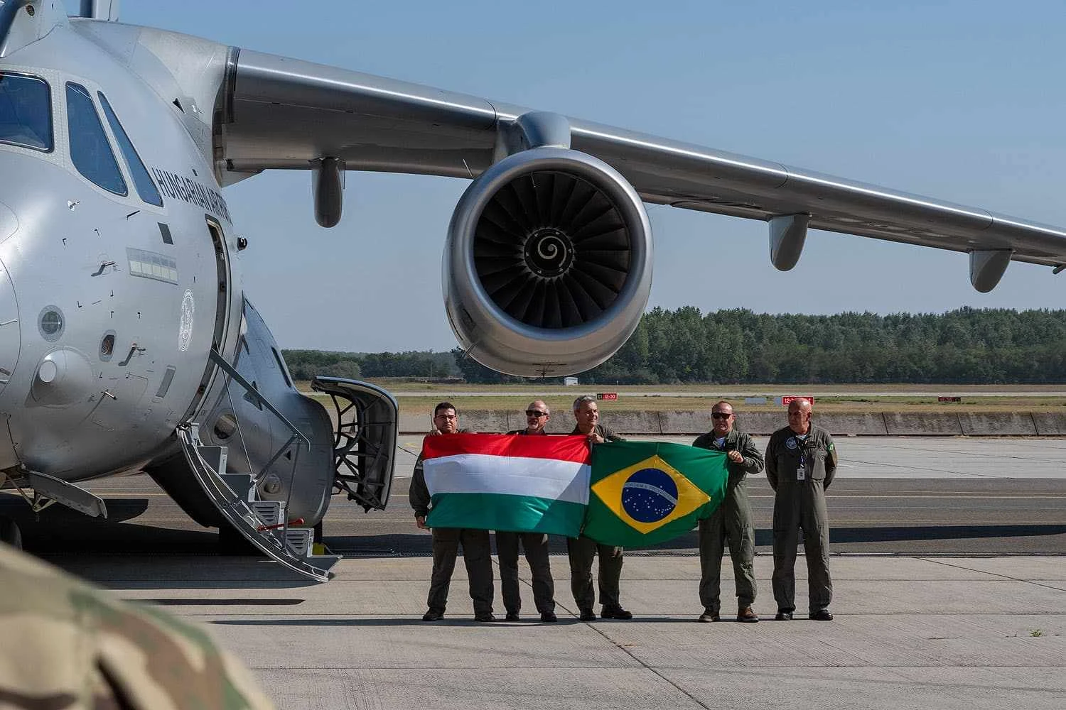Hungria recebe primeiro Embraer C-390 Millennium