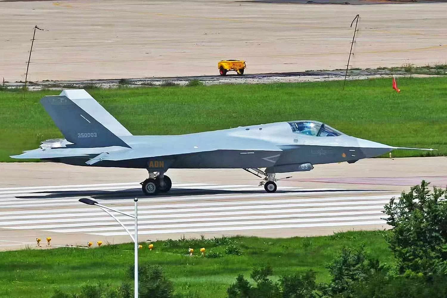 Surgem novas imagens do novo caça "top gun" chinês J-35