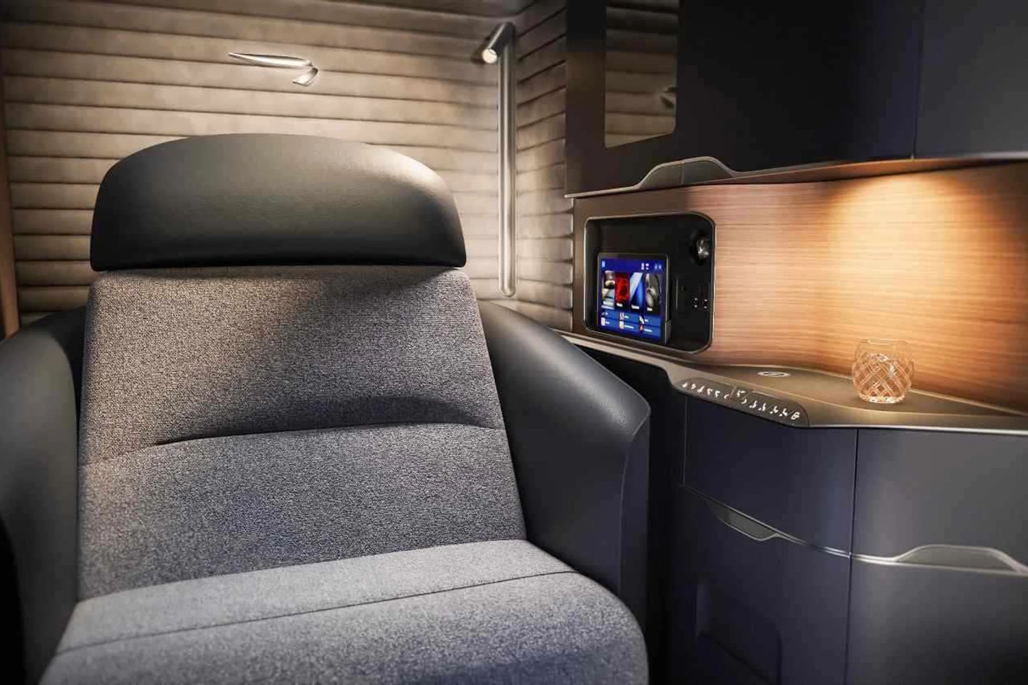 A cabine tem inspiração no Concorde e vai estar disponível em 2026 (Divulgação)