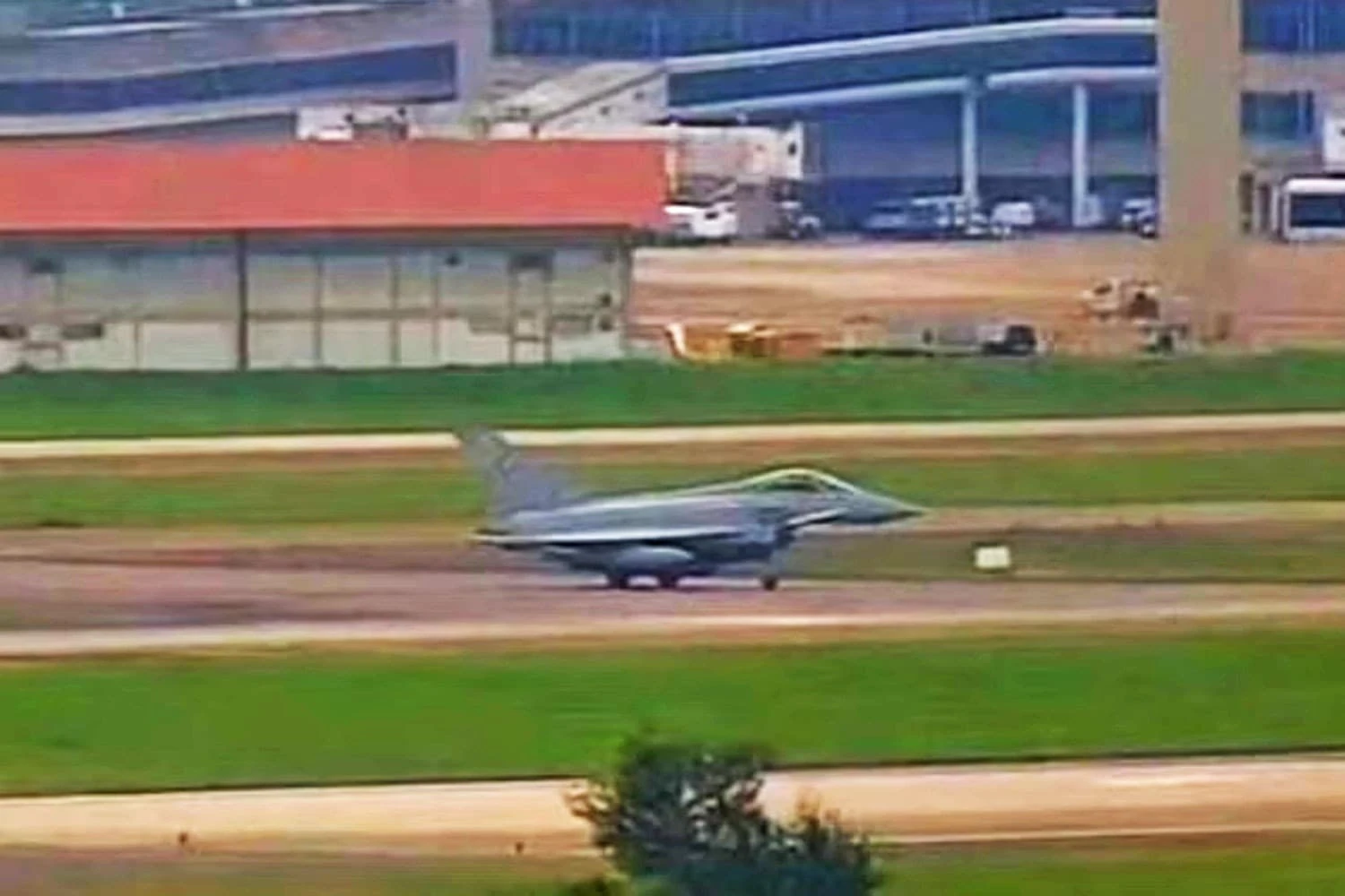 Por que os aviões da força aérea britânica pousam no Brasil a caminho das Malvinas?