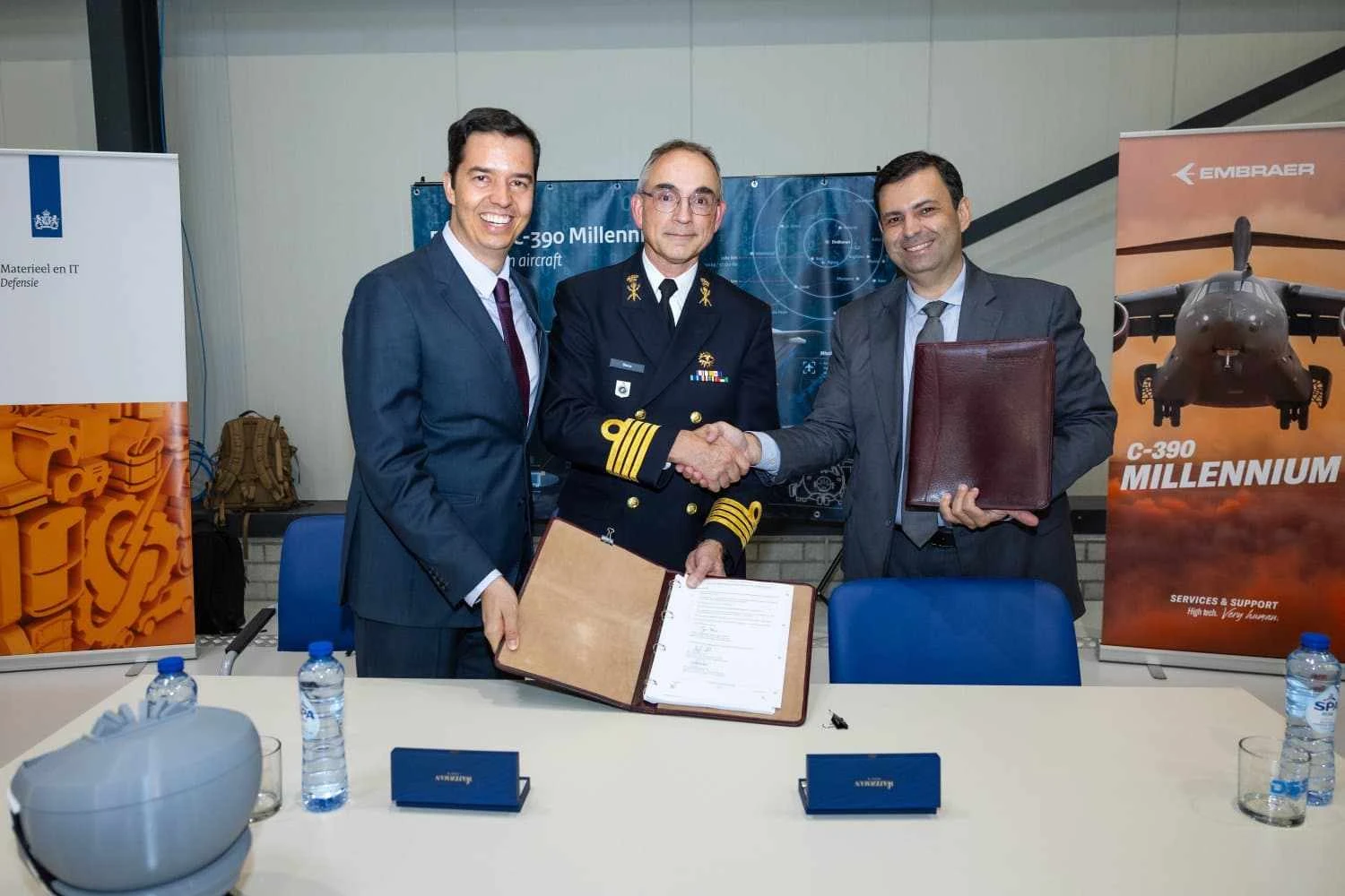 Simulador para o C-390 será entregue à Força Aérea da Holanda pela Embraer e Rheinmetall
