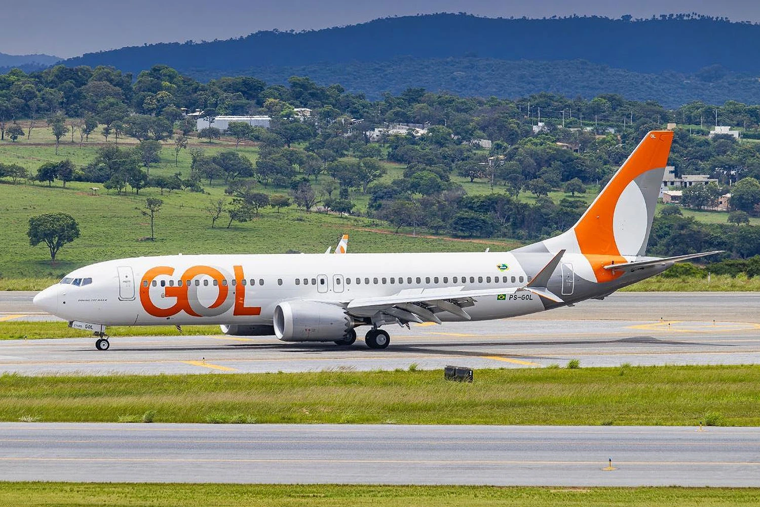 Boeing entregou 348 aviões em 2024, incluindo um 777-300ER fabricado há cinco anos