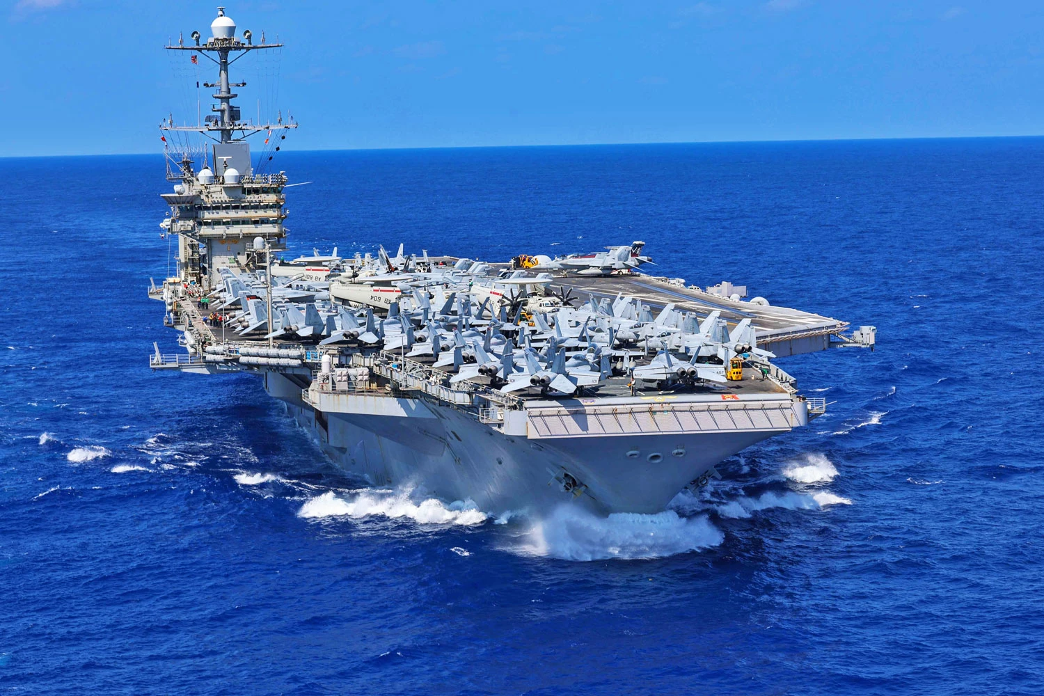 Porta-aviões USS Harry S. Truman (CVN-75) (USN)