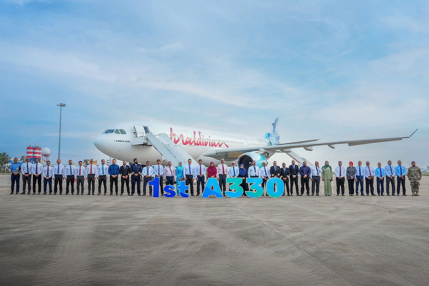 Companhia aérea Maldivian recebe velho Airbus A330