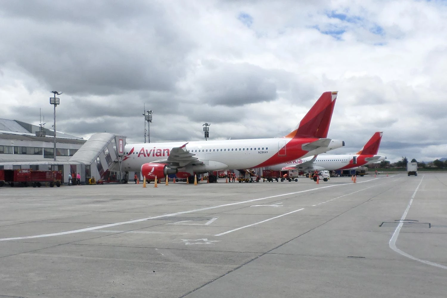 Avianca retoma voos diários entre Caracas e Bogotá após reabertura do mercado venezuelano