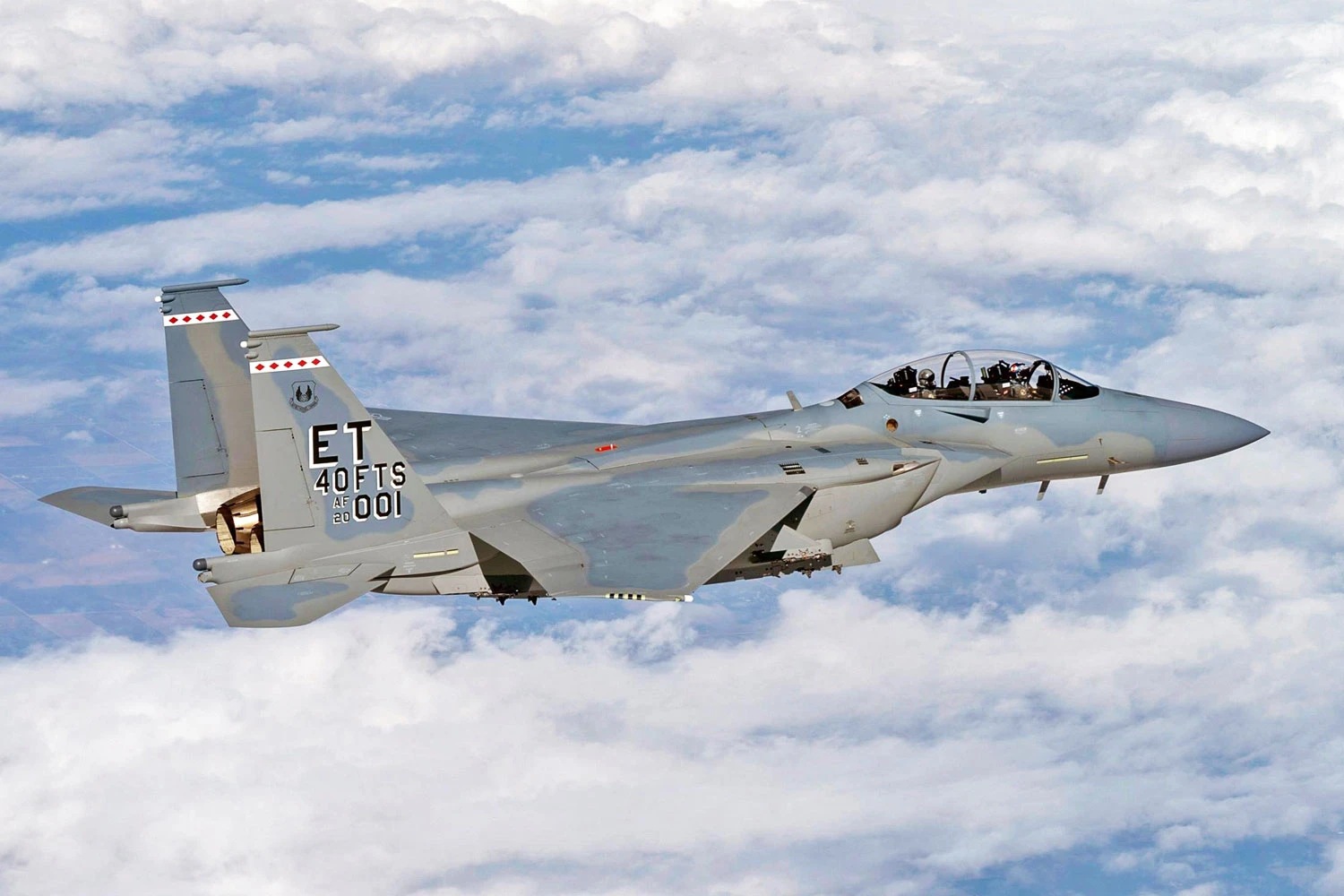 Força Aérea dos EUA planeja dobrar frota de F-15EX para 267 caças