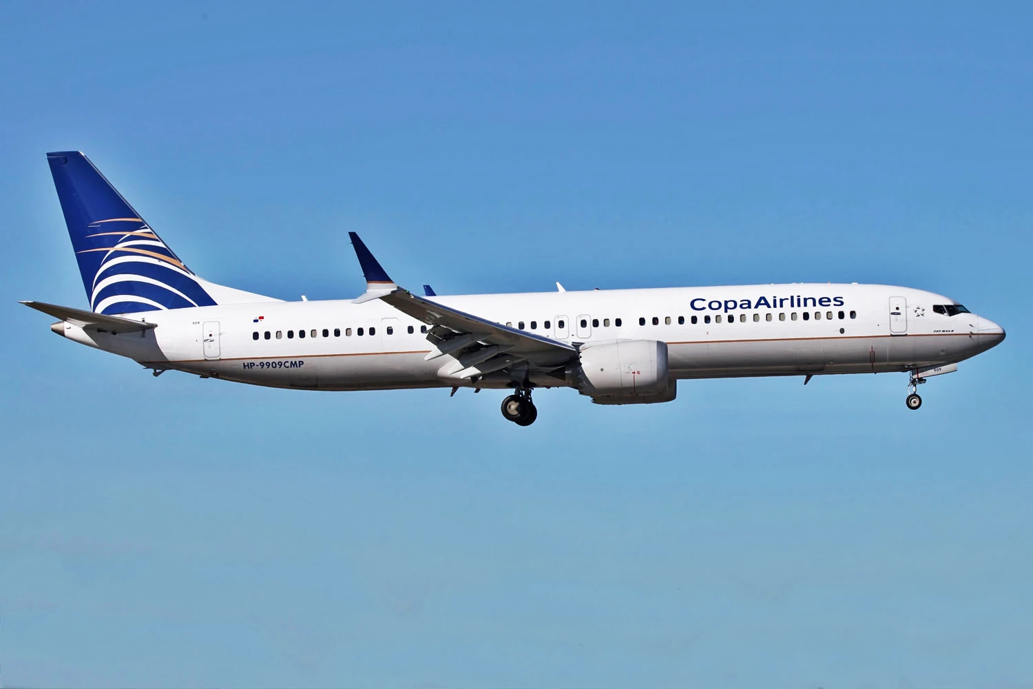 Copa Airlines encomenda 40 Boeing 737 MAX para ampliar hub no Panamá