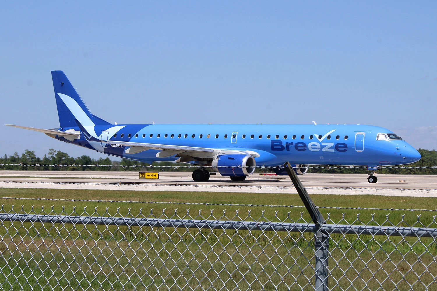 Jatos Embraer da Total Linhas Aéreas ficam 'presos' nos EUA por mais algumas semanas