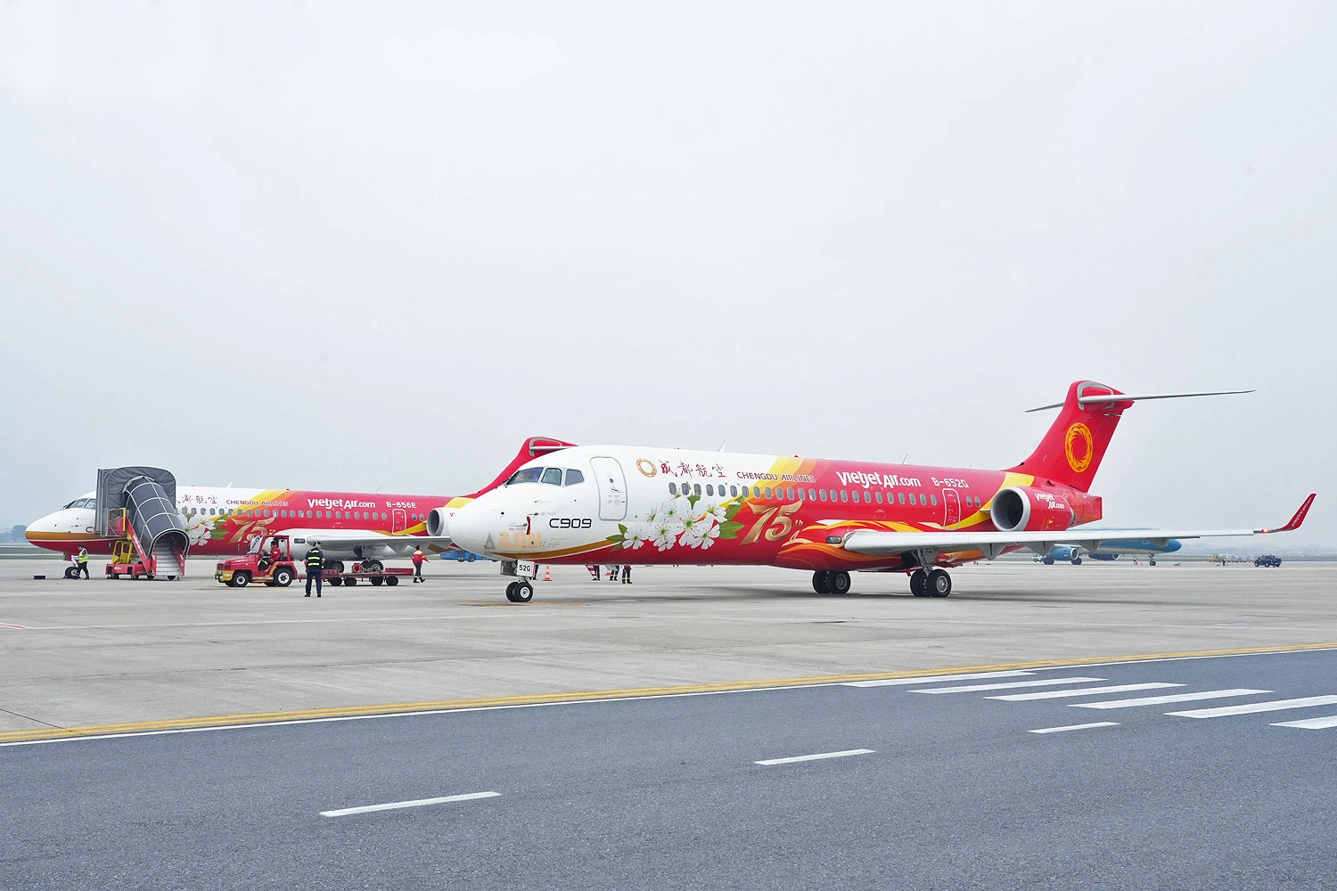A Vietjet voou com dois C909 em wet-lease (GC)