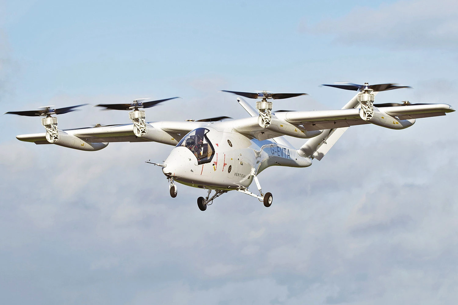 Vertical Aerospace anuncia versão híbrida do eVTOL VX4 com alcance de até 1.600 km