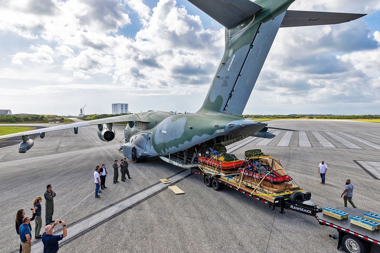 Embraer apresentou o KC-390 Millennium para a NASA