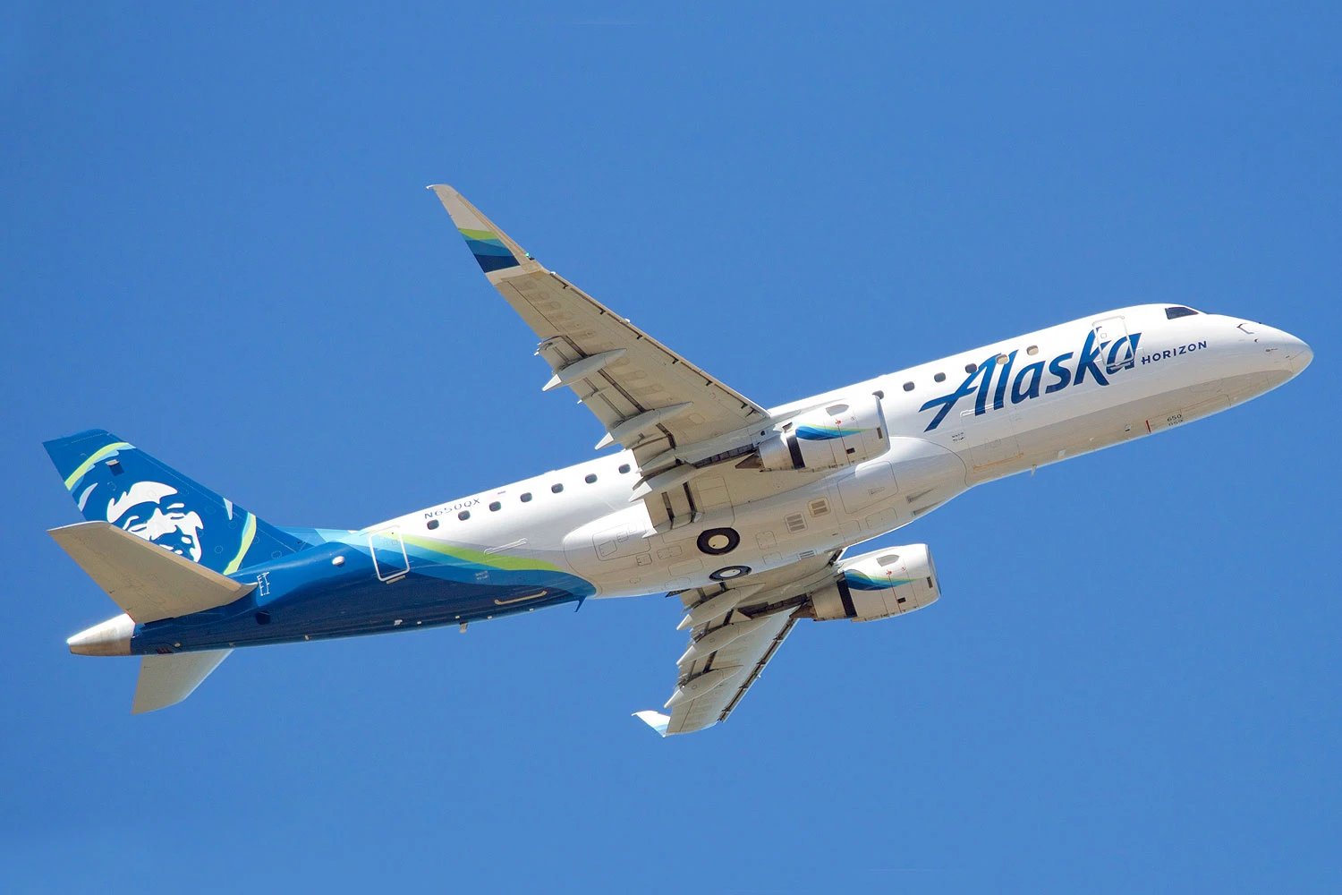 Companhia aérea dos EUA adiou entrega de jatos Embraer após tarifas de Trump