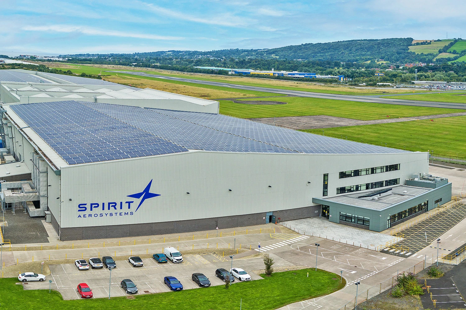 Boeing e Airbus concluem aquisição da fornecedora de estruturas Spirit AeroSystems